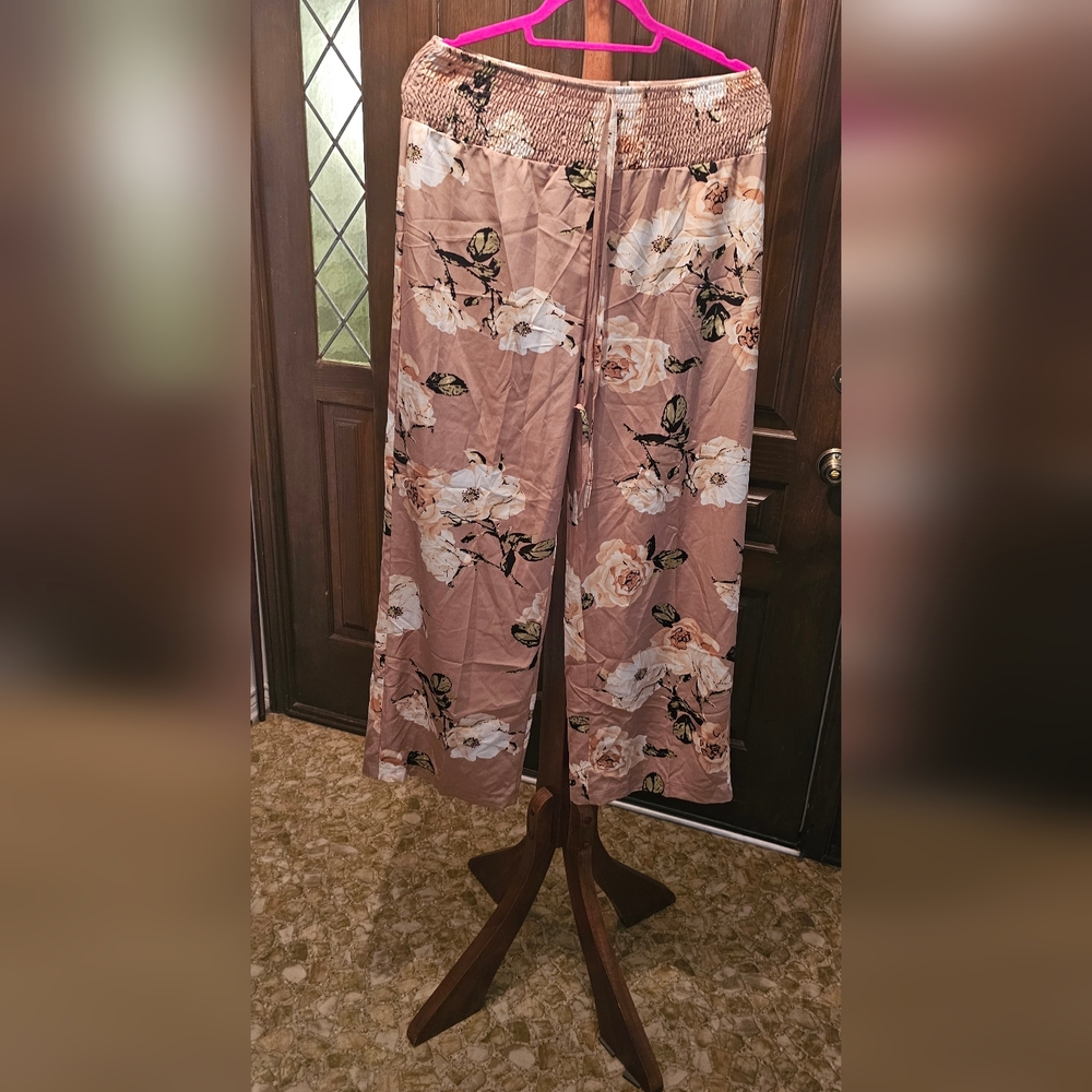 Floral Wide-Leg Lounge Pants in Dusty Rose